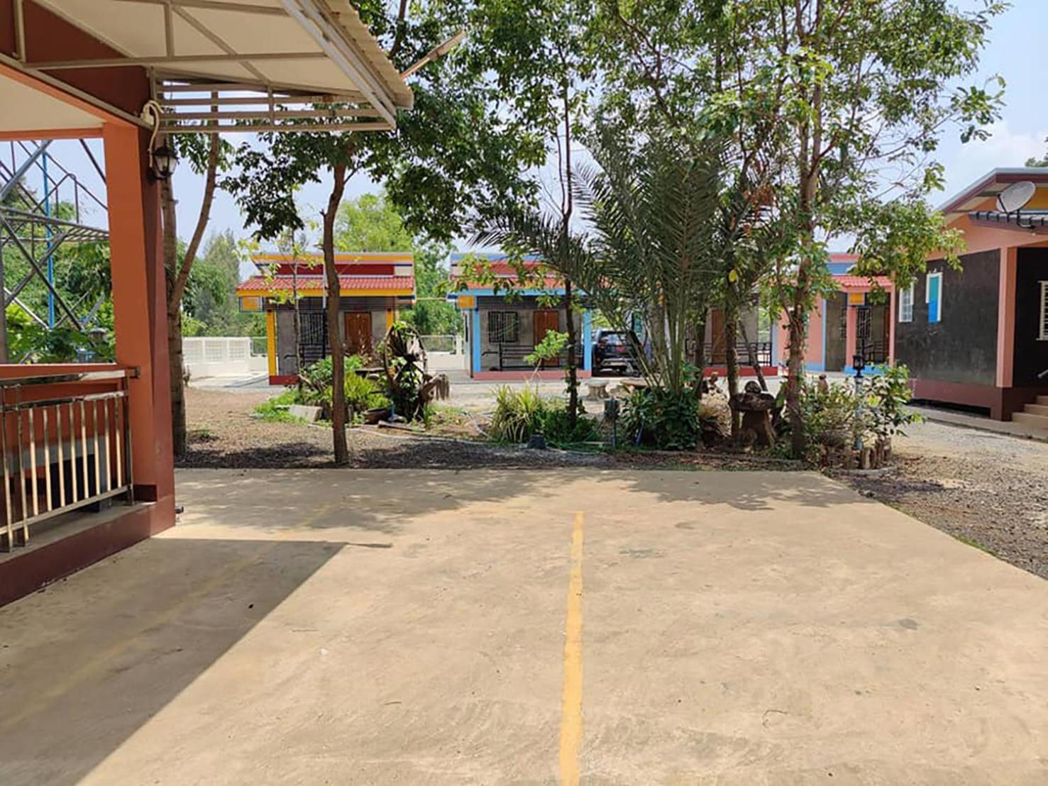 Apartamento ก่อน-ใดใด อพาร์ทเม้นท์ Nong Ki Exterior foto